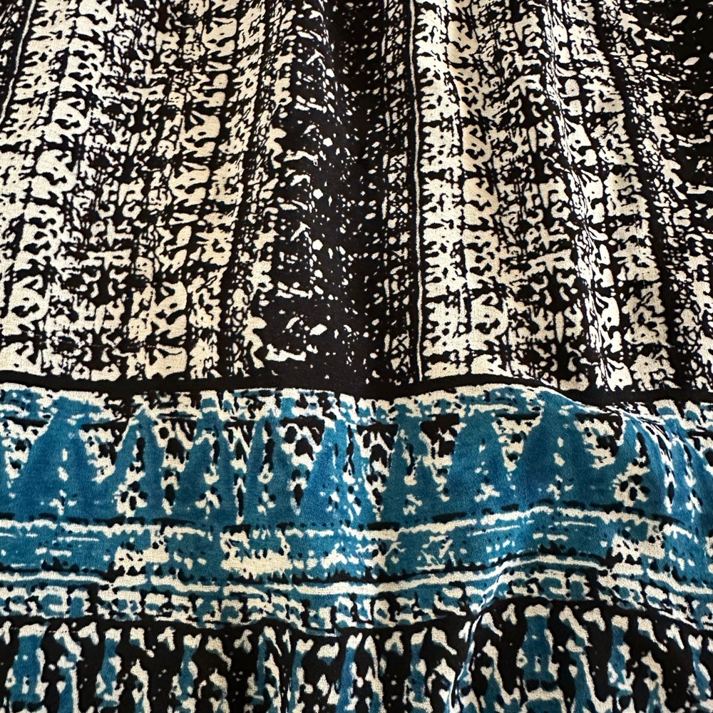 Max Studio Black Patterned Dress - Picture 3 of 6